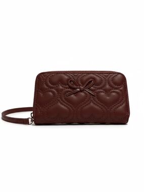 Betsey Johnson New XOKARA Quilted Heart Zip Around Wallet.